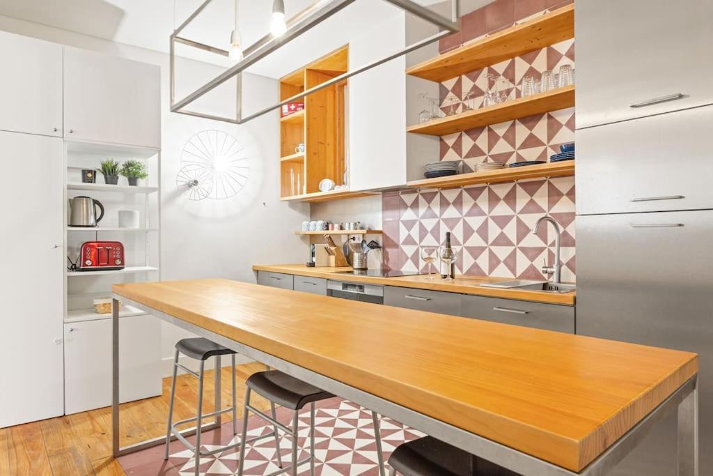 Sunny Bica - Downtown Large Appartement