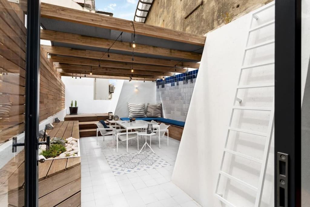 Bica Lux Secret Terrace 2-bedroom * Lissabon