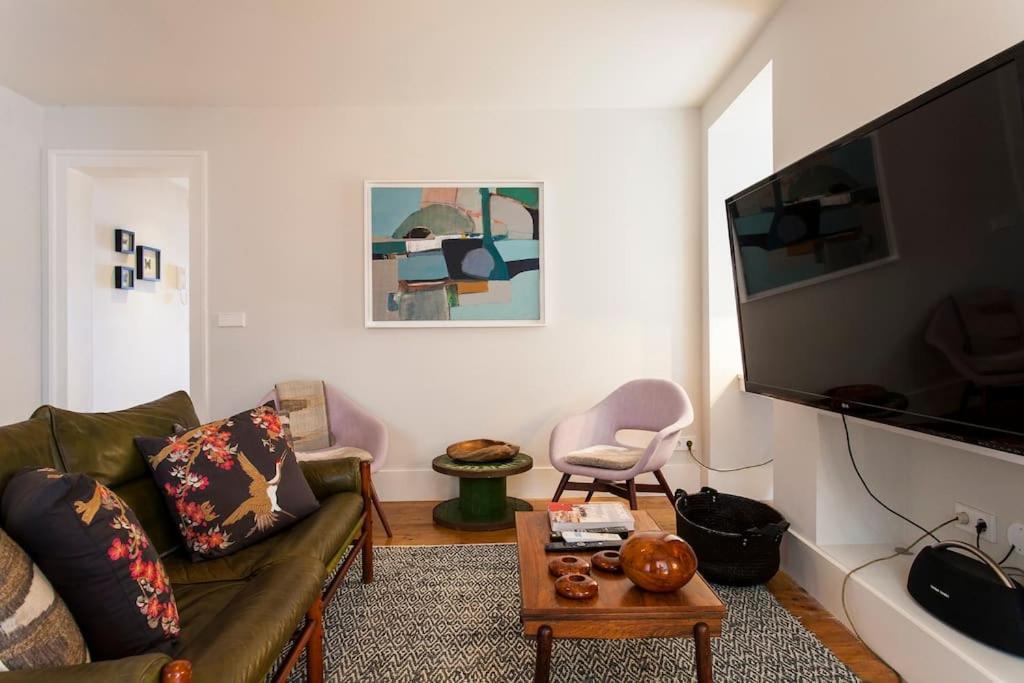Apartment Bica Lux Secret Terrace 2-bedroom Lissabon