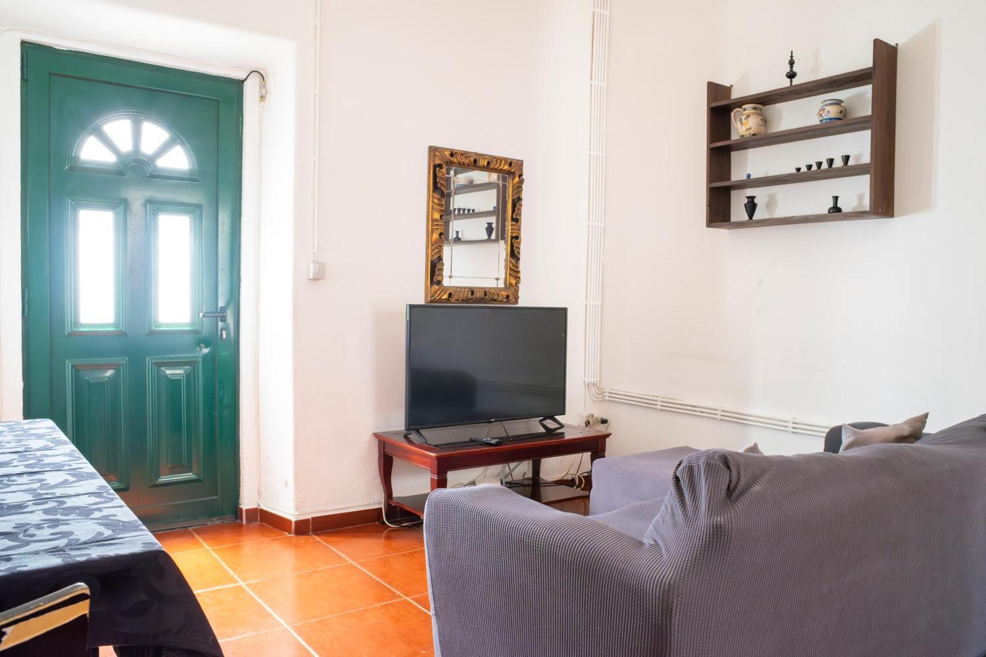 Front House Lisboa