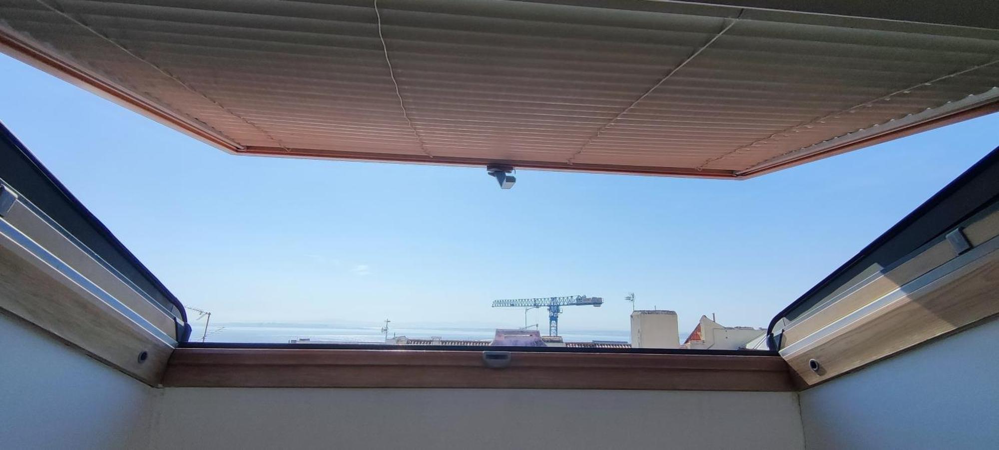 Quarto Aconchegante Com Varanda E Vista No Chiado Homestay