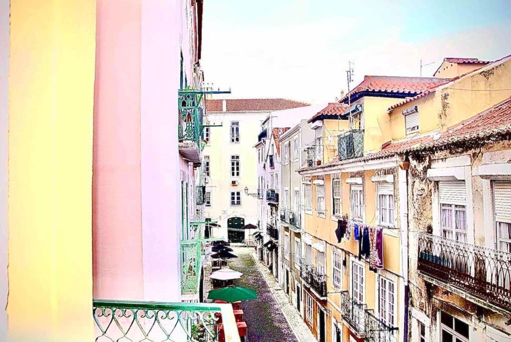 Apartment Charming Flat In Chiado-lisbon Lissabon