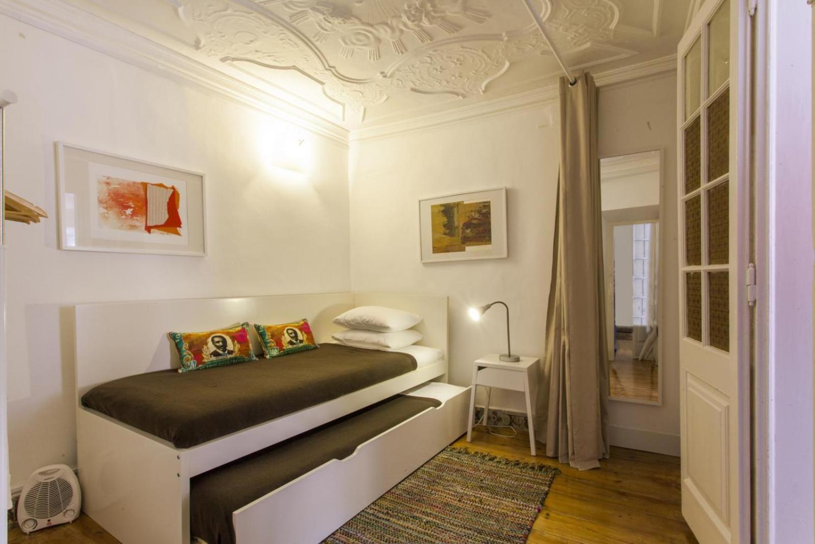 Apartment C2 Bairro Alto 18th Century Beautiful