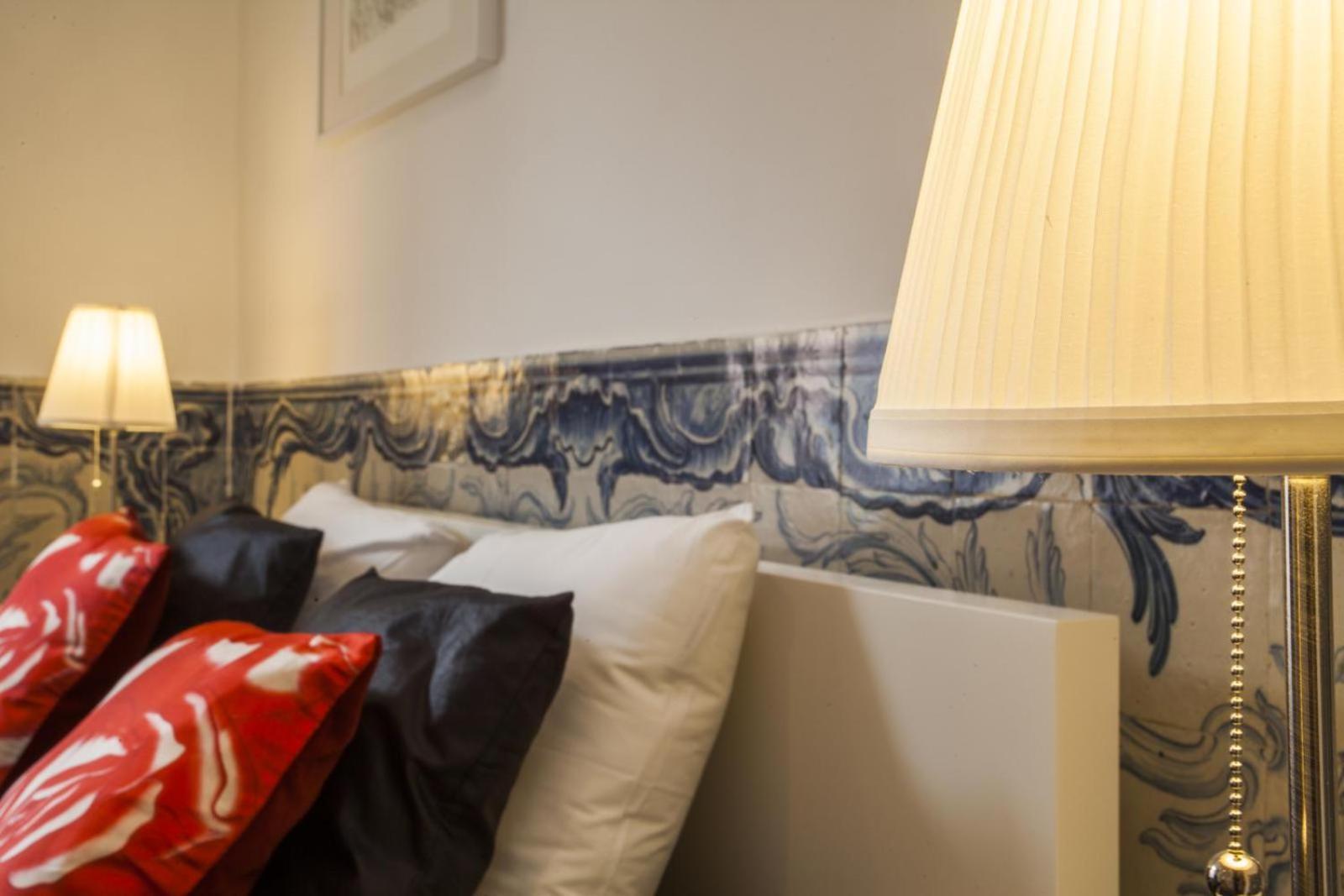 C2 Bairro Alto 18th Century Beautiful Apartment