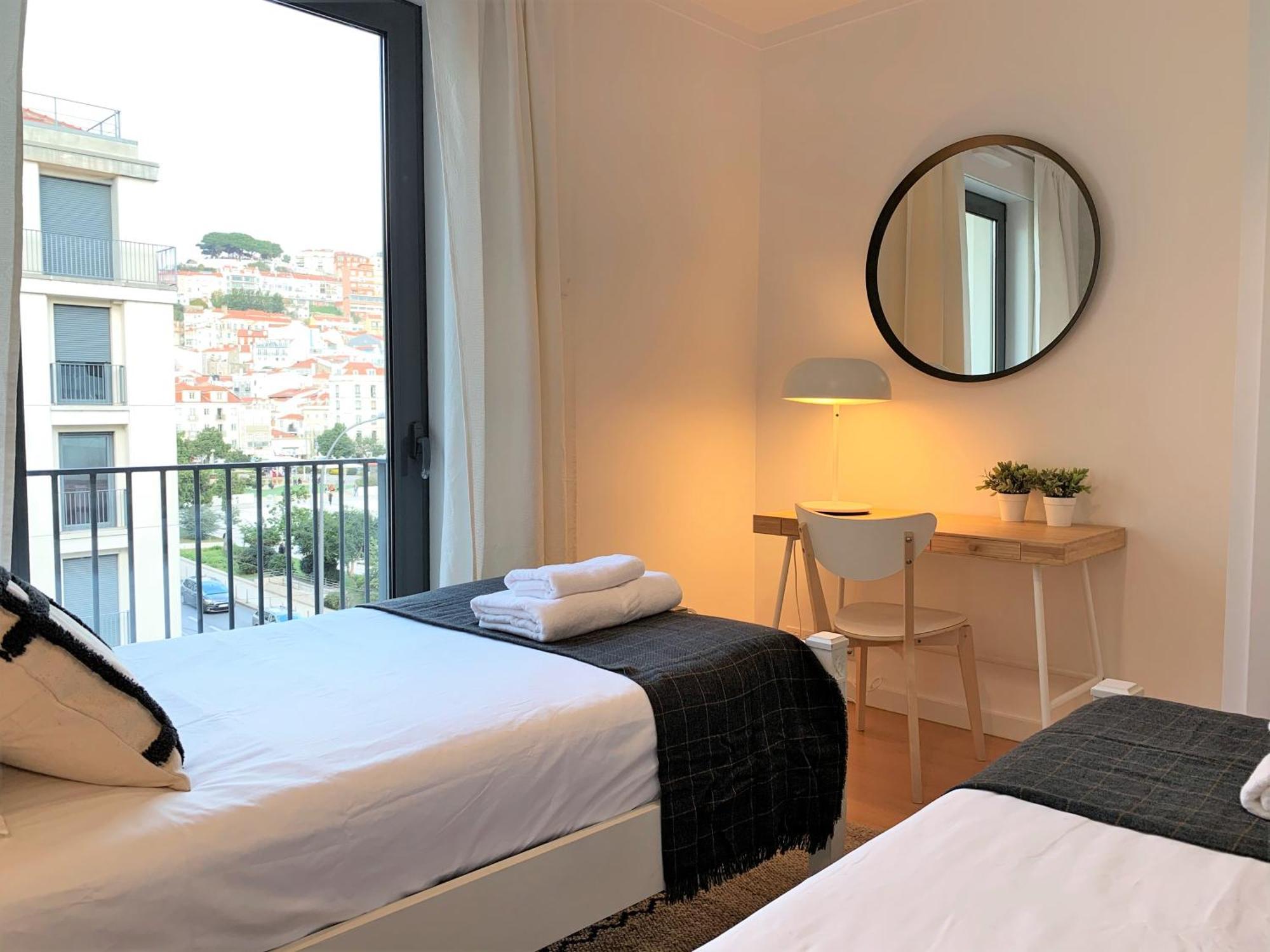 Mm3 Very Baixa-rossio! Castle View And Free Parking! *