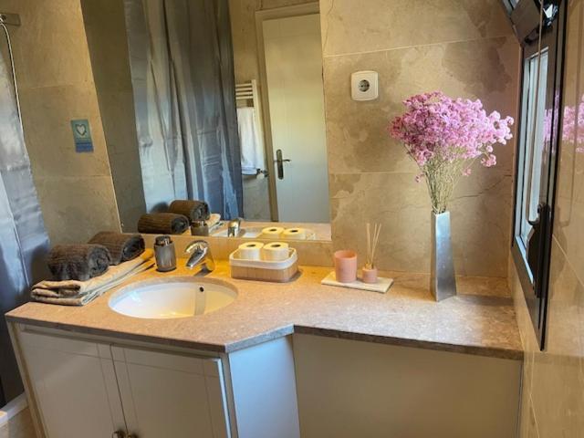 Besthomestay- Lisbon- Garden, Pool & Garage Lisboa