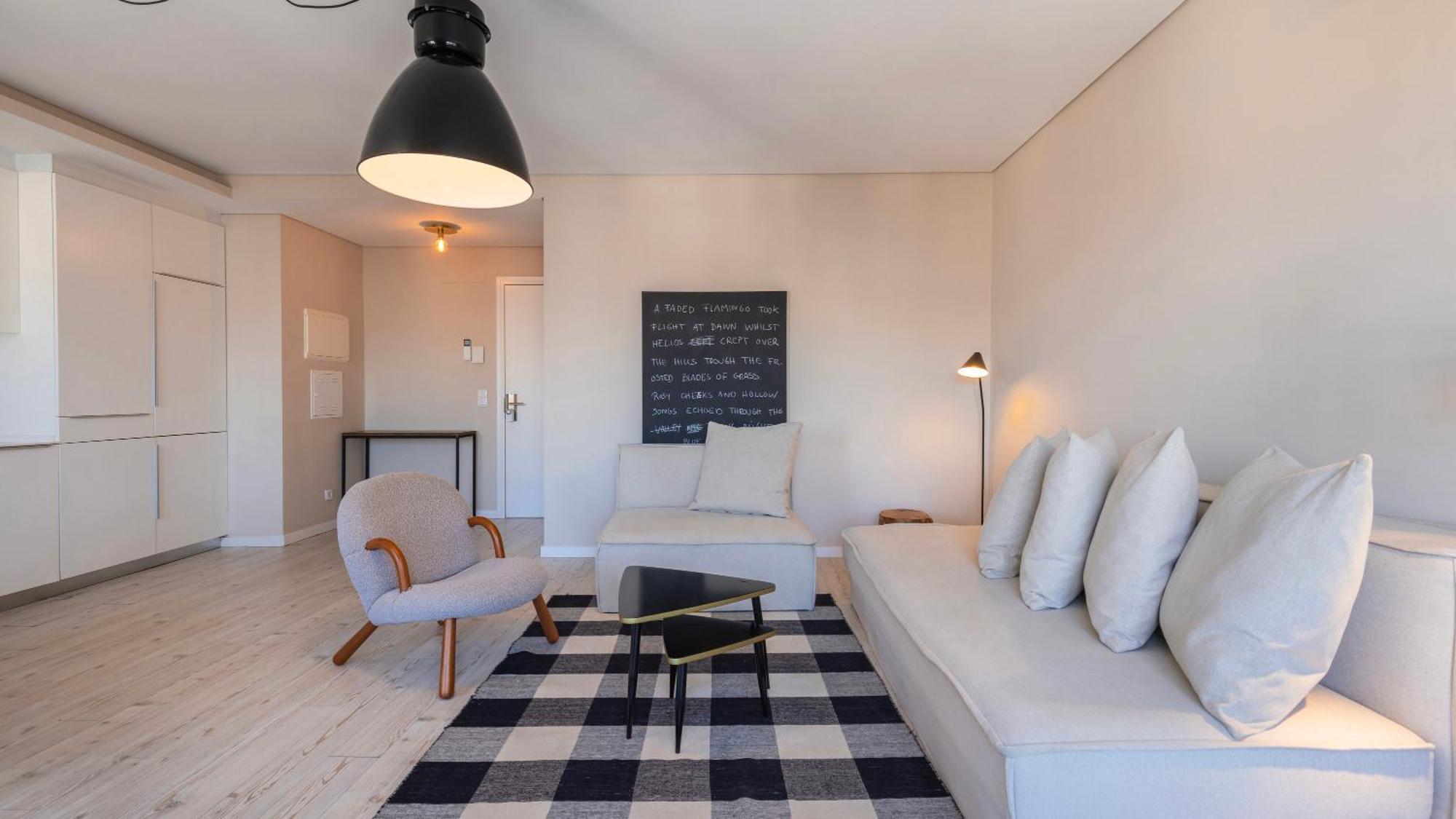 Appartement Carmo 43 *