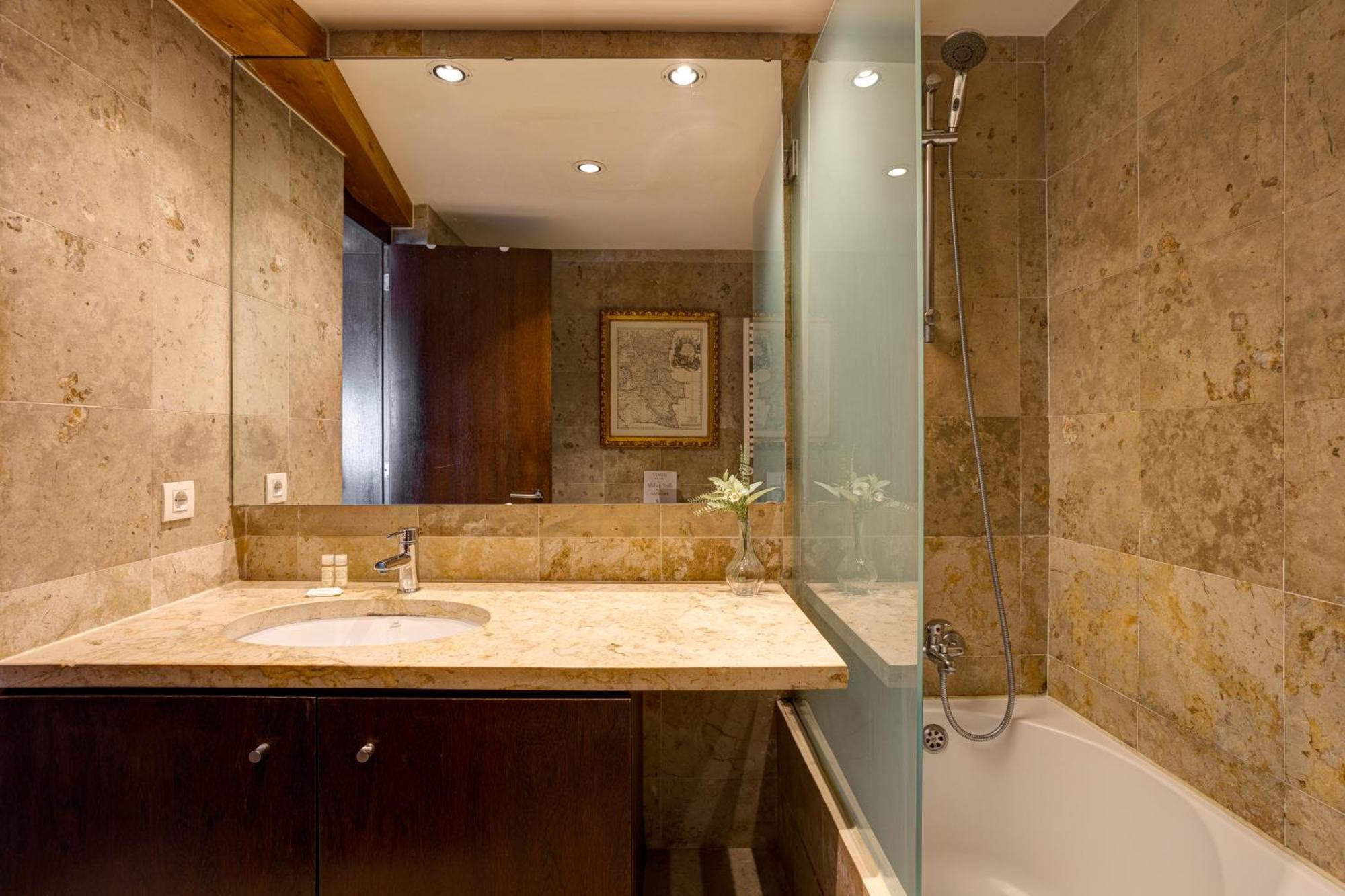 Apartment Amazing Tailor Made Penthouse With A View Lissabon
