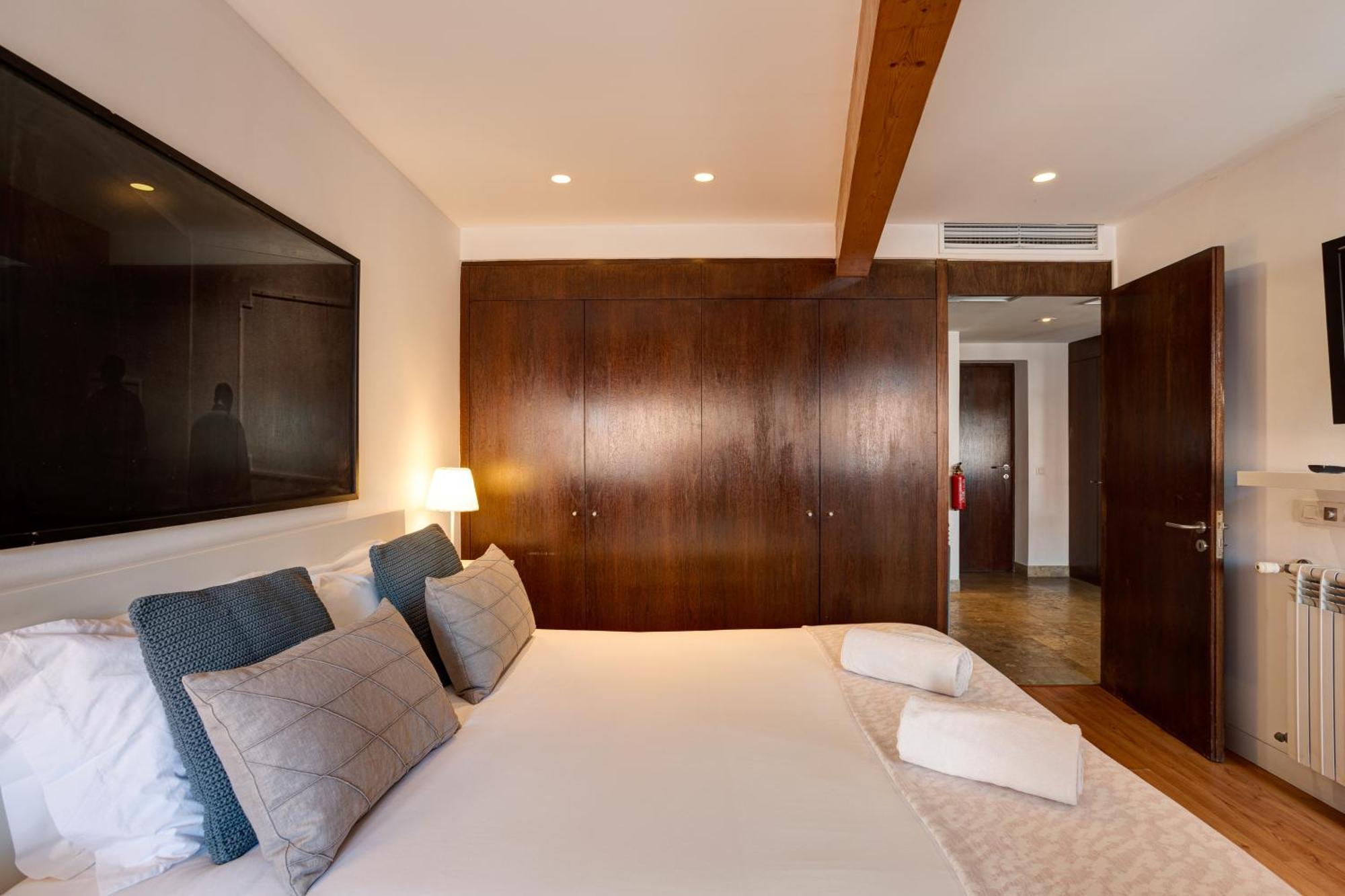 Amazing Tailor Made Penthouse With A View Apartment