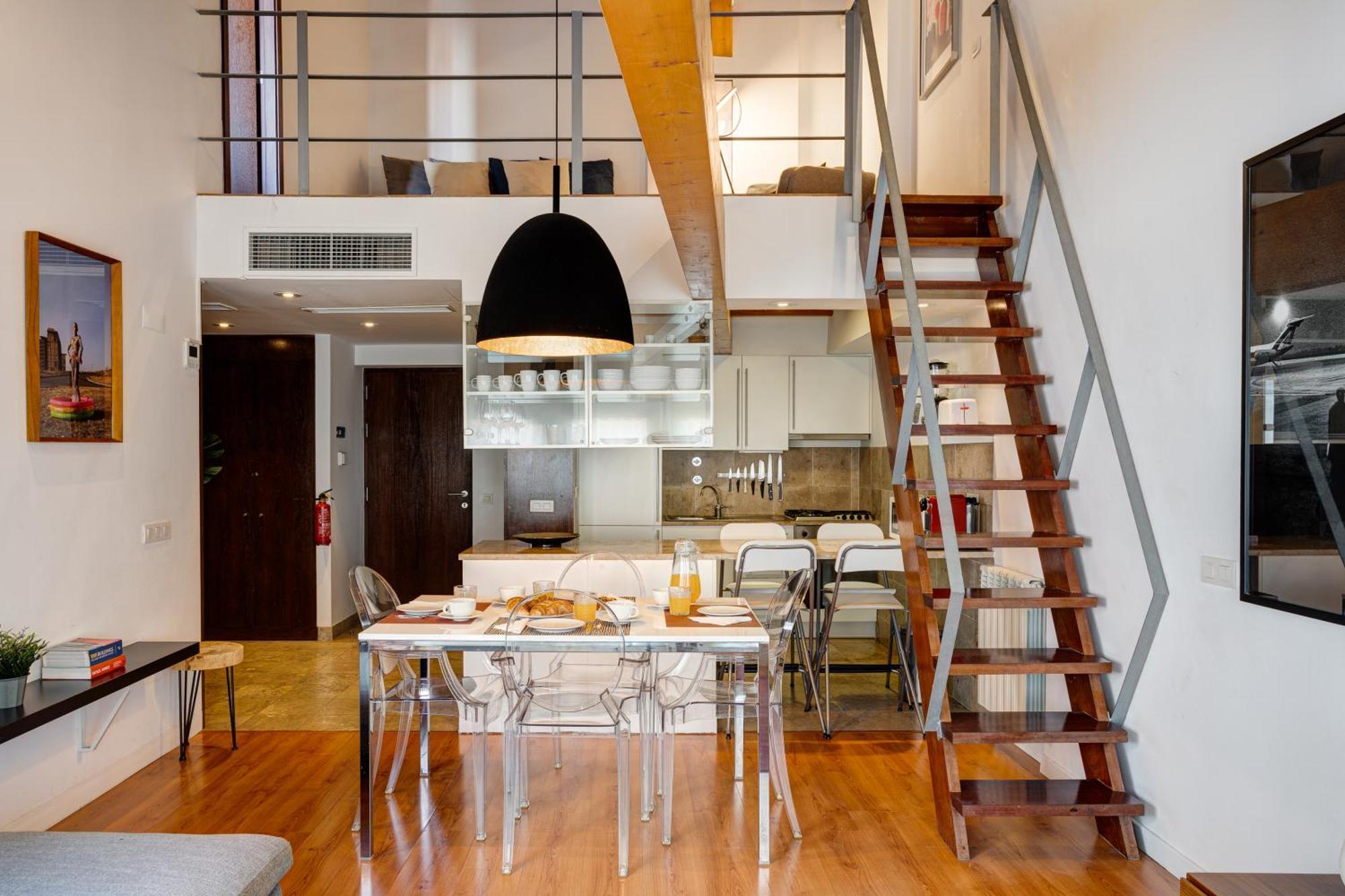 Amazing Tailor Made Penthouse With A View Lissabon