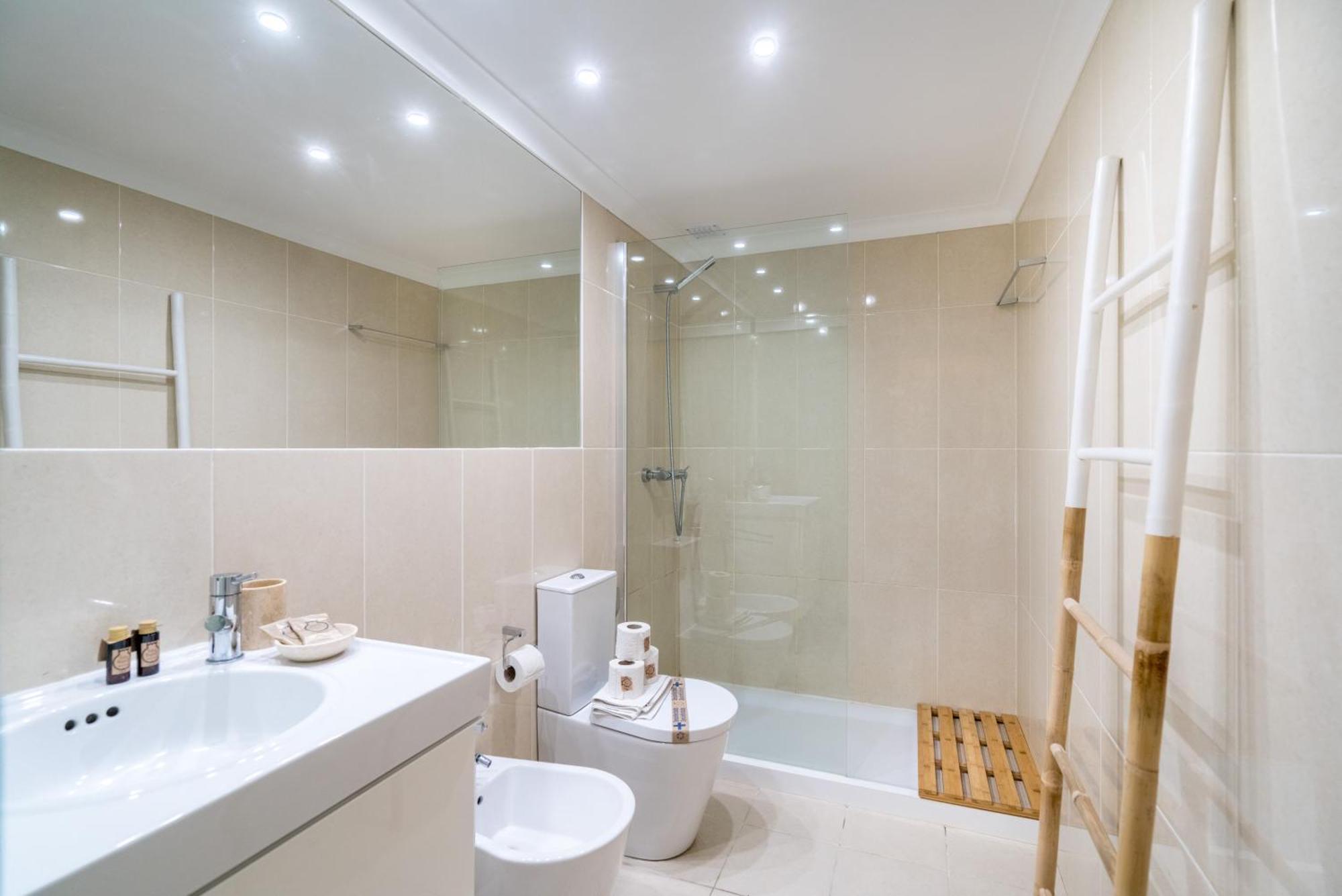 Pedrasnegras30 Lofts & Appartement