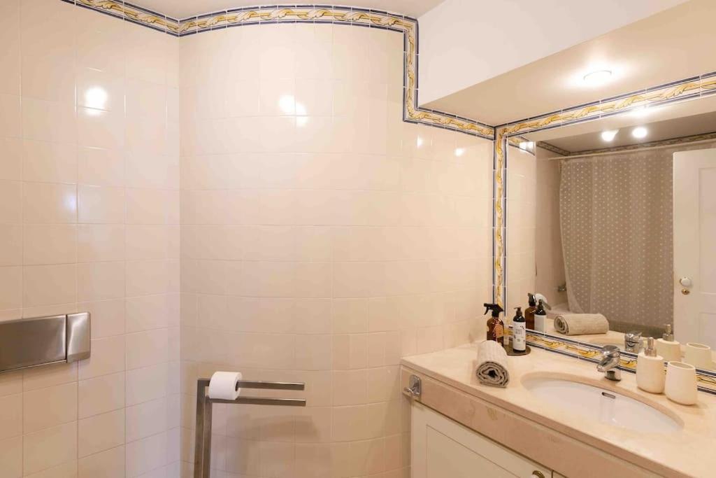 Appartement Historical 3 Bedroom Duplex In