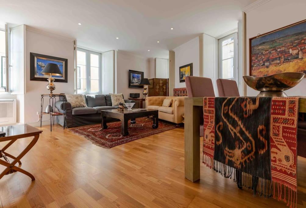 Historical 3 Bedroom Duplex In Appartement Lisboa