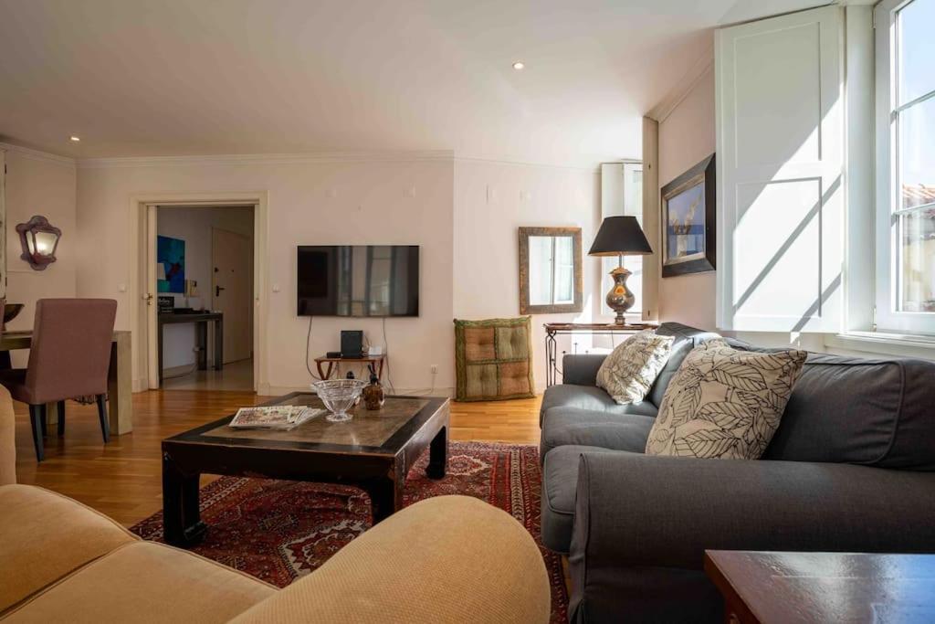 Historical 3 Bedroom Duplex In * Lisboa