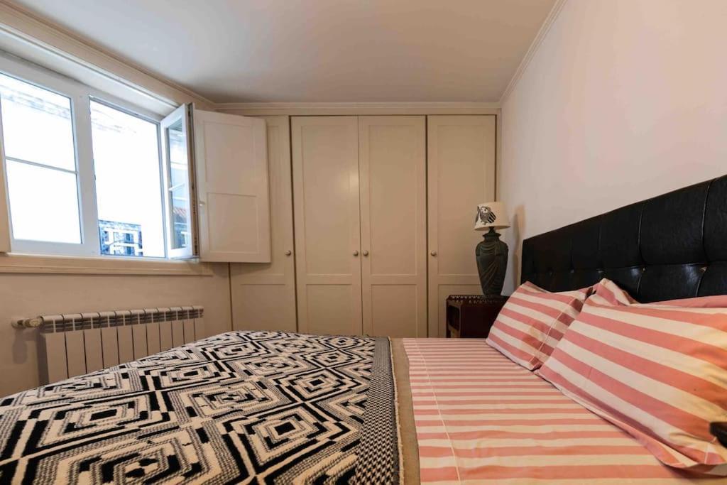 Historical 3 Bedroom Duplex In Appartement