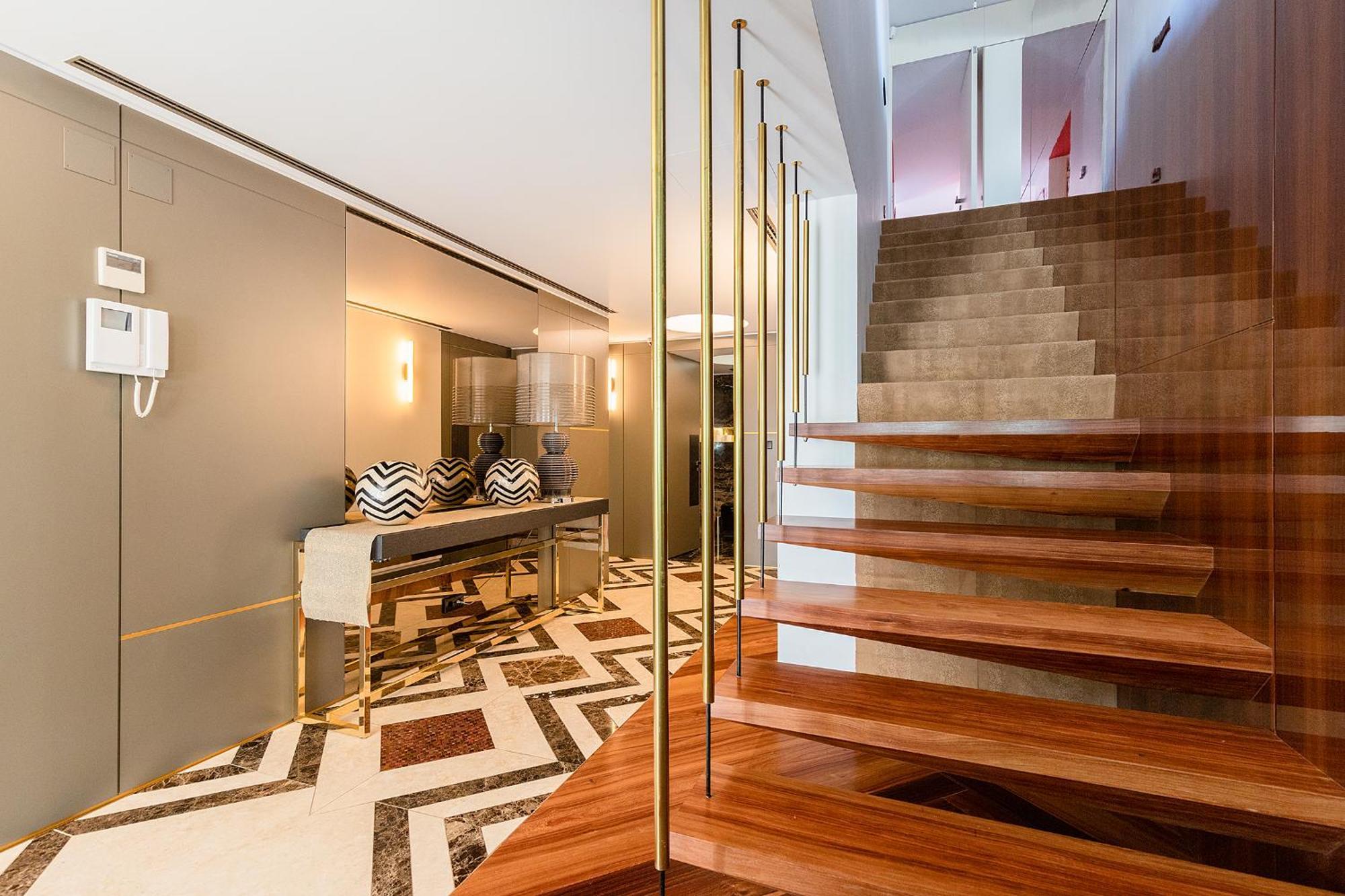 Luxury Penthouse Appartement *