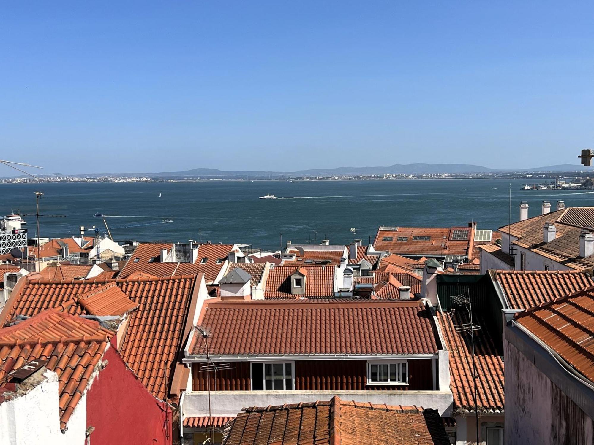 Machadinho Modern * Lisboa