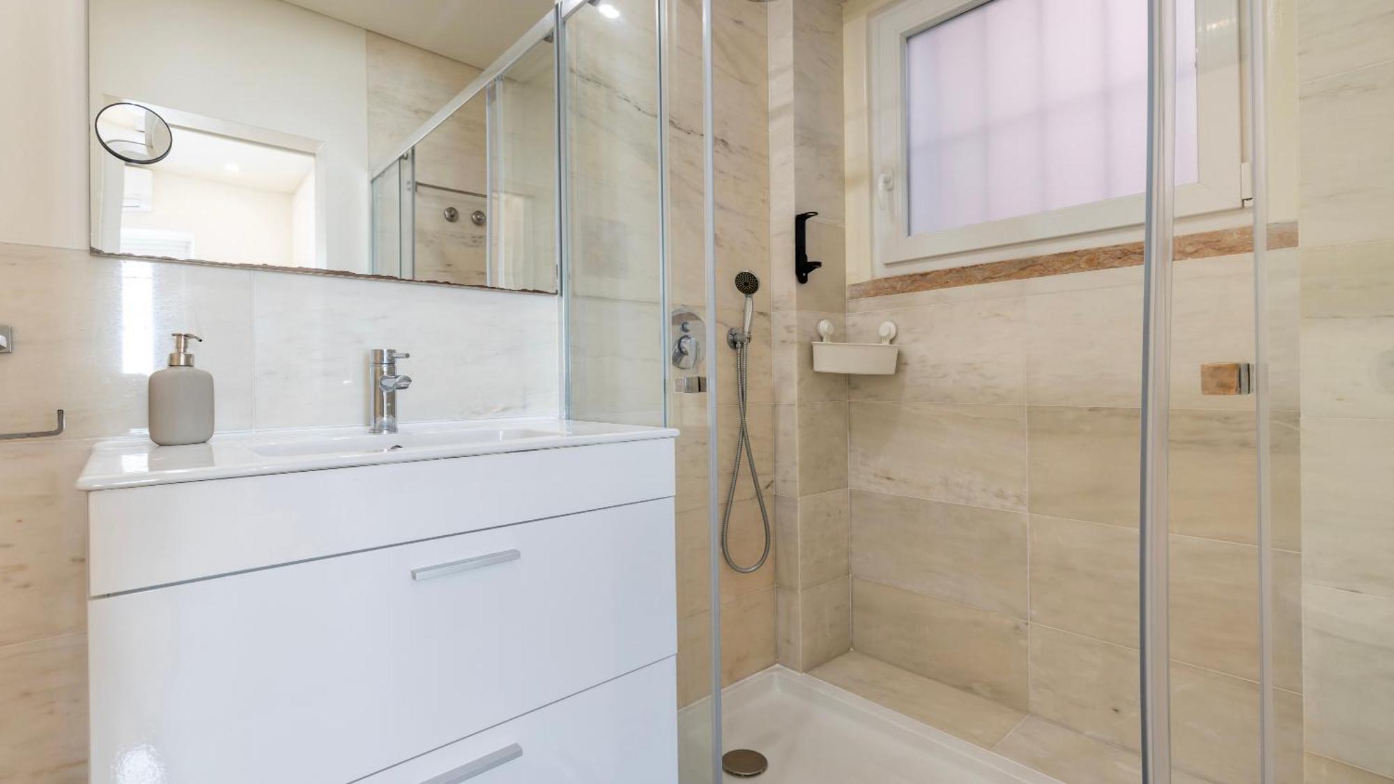 Homely 2bdr With Terrace By Lovelystay Appartement *