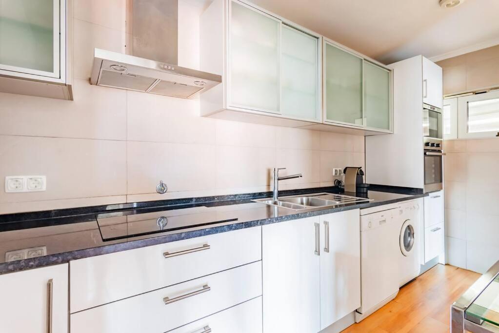 Apartment Lay Your At Avenida Da Liberdade Lissabon