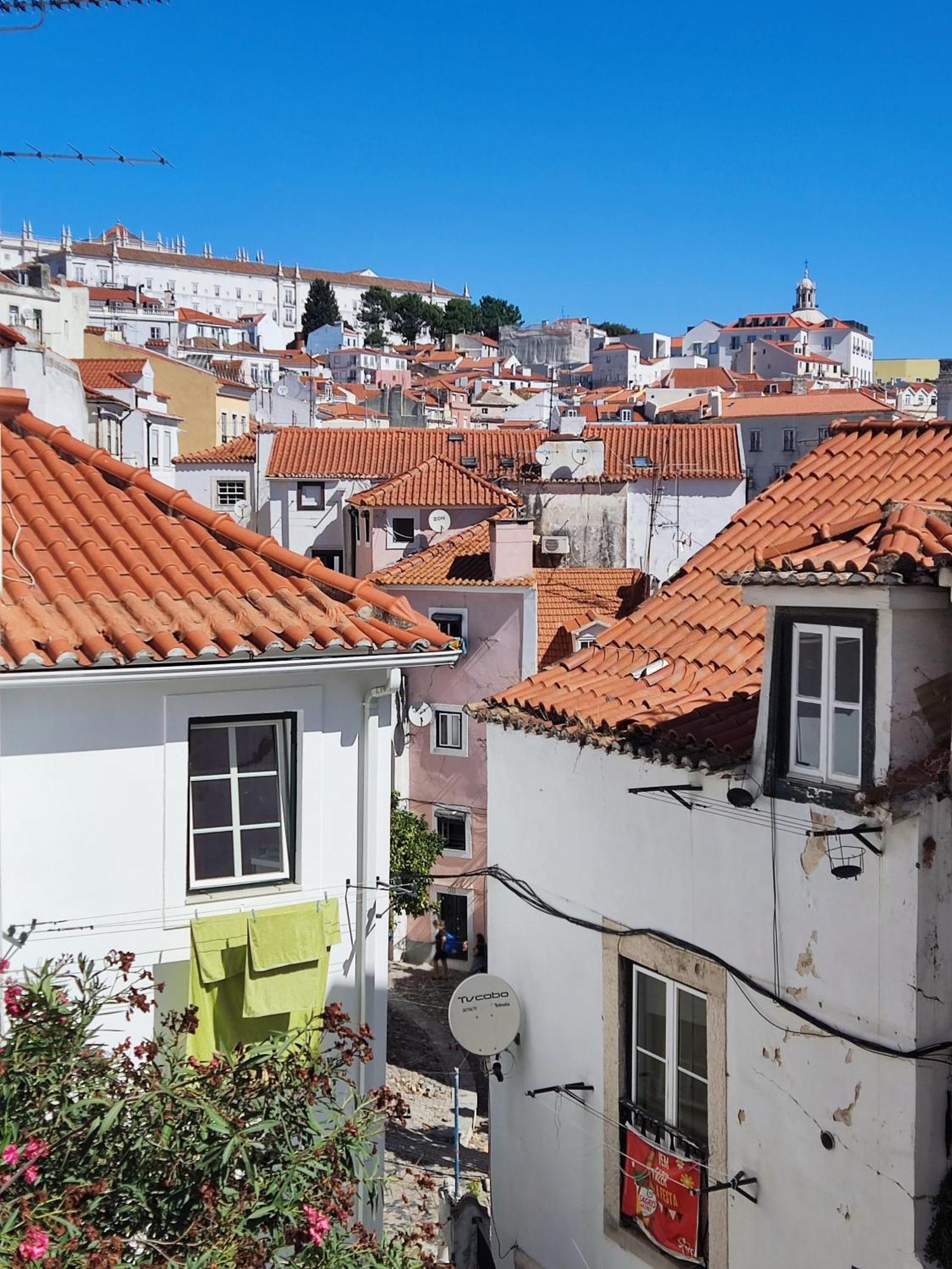 Cozy Flat With Marvelous View Lisbon