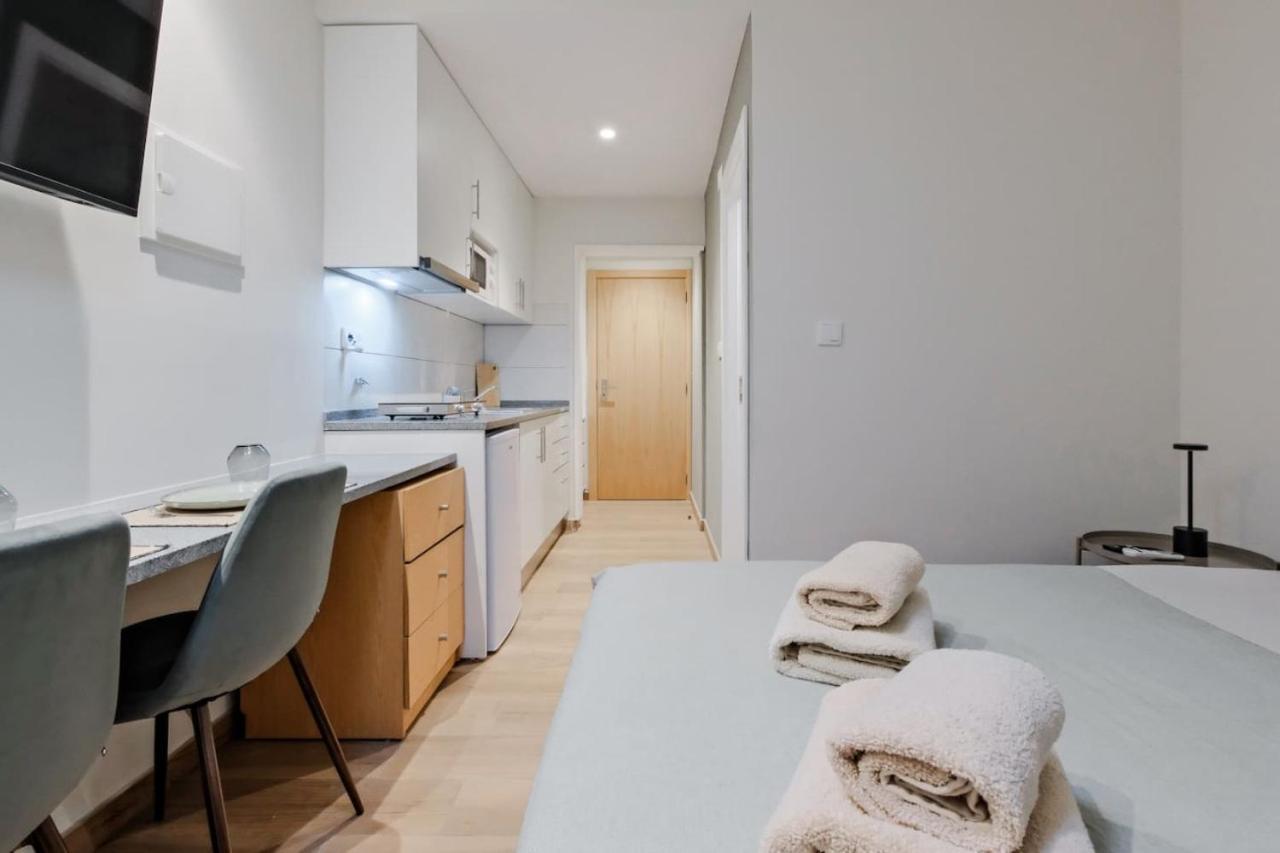 Appartement Lovely Fully Equipped Near Subway N8 Lissabon