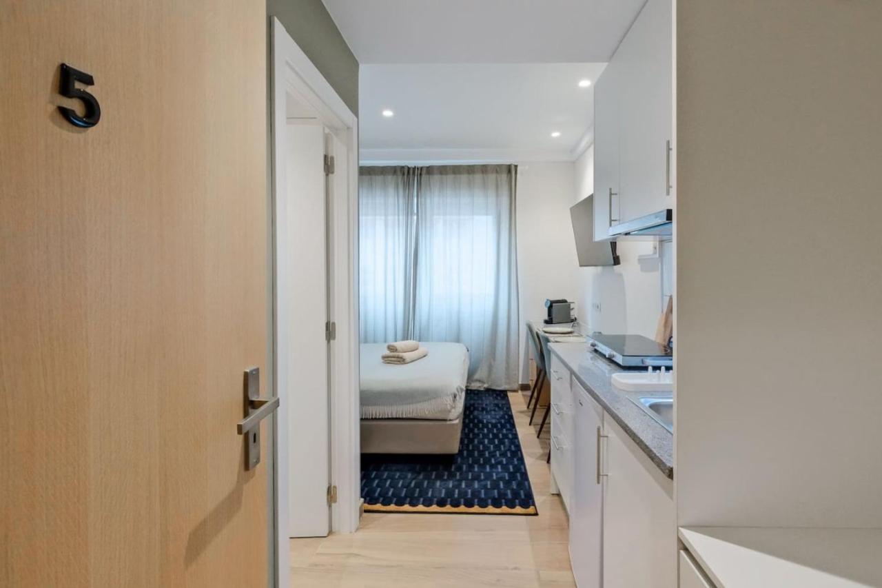Lovely Fully Equipped Near Subway N5 Appartement