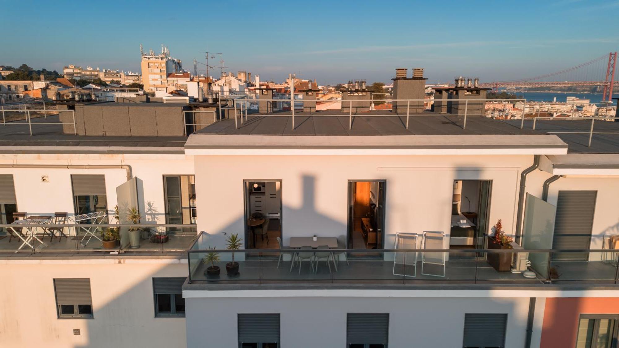 Premium Flat At Ajuda/belem With Balcony, Parking! Apartment