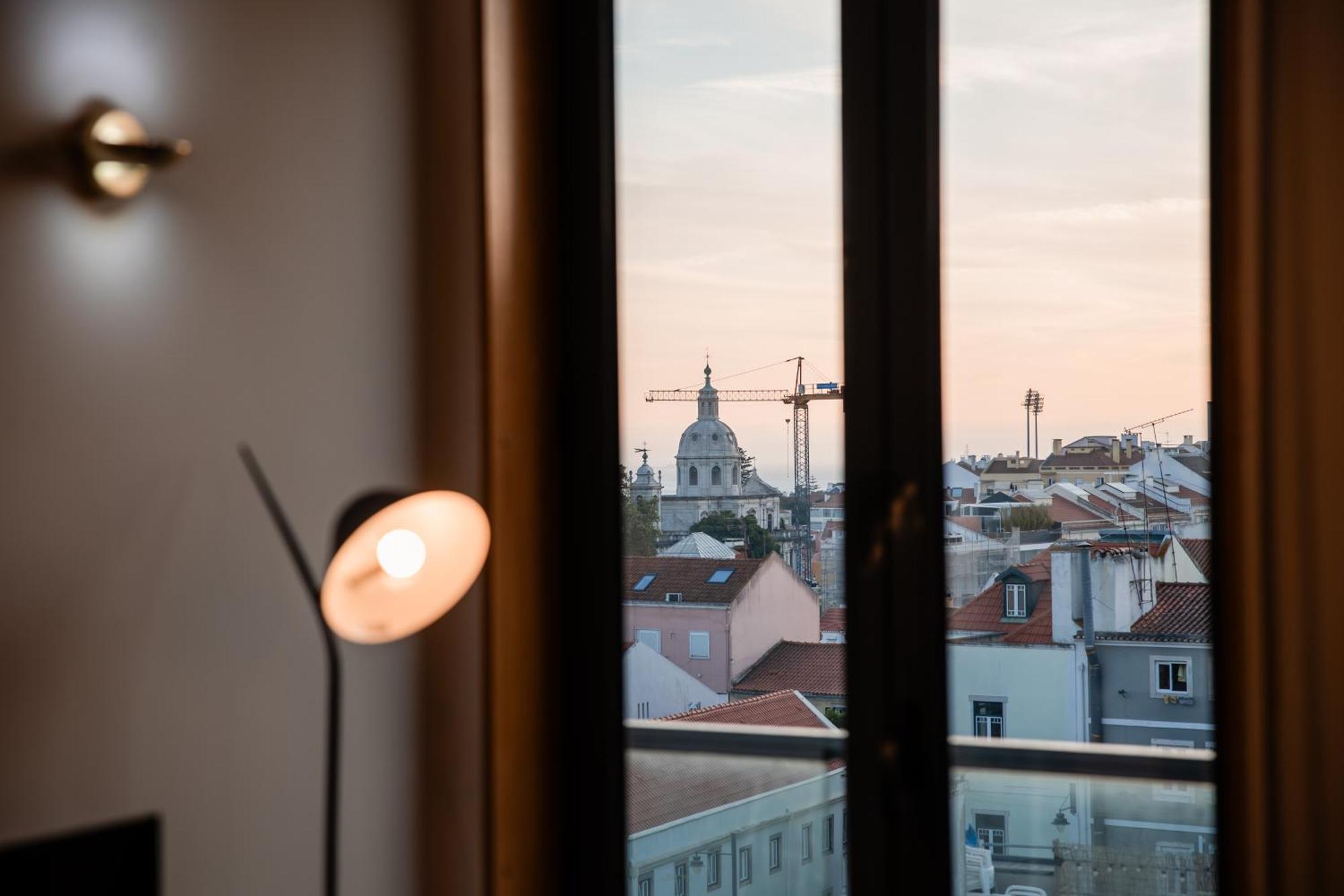 Premium Flat At Ajuda/belem With Balcony, Parking! Lisboa