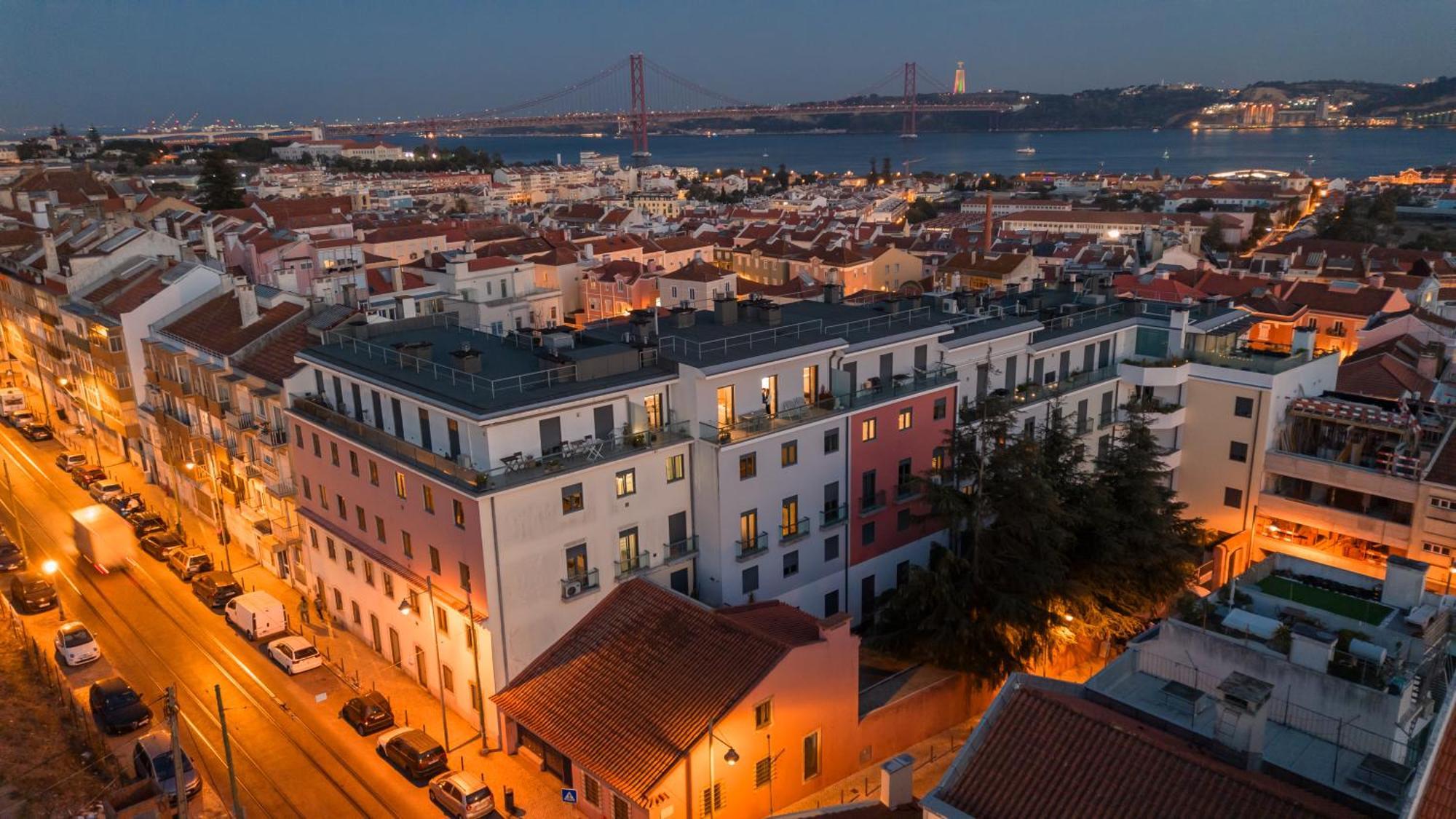 Premium Flat At Ajuda/belem With Balcony, Parking! Apartment Lisbon