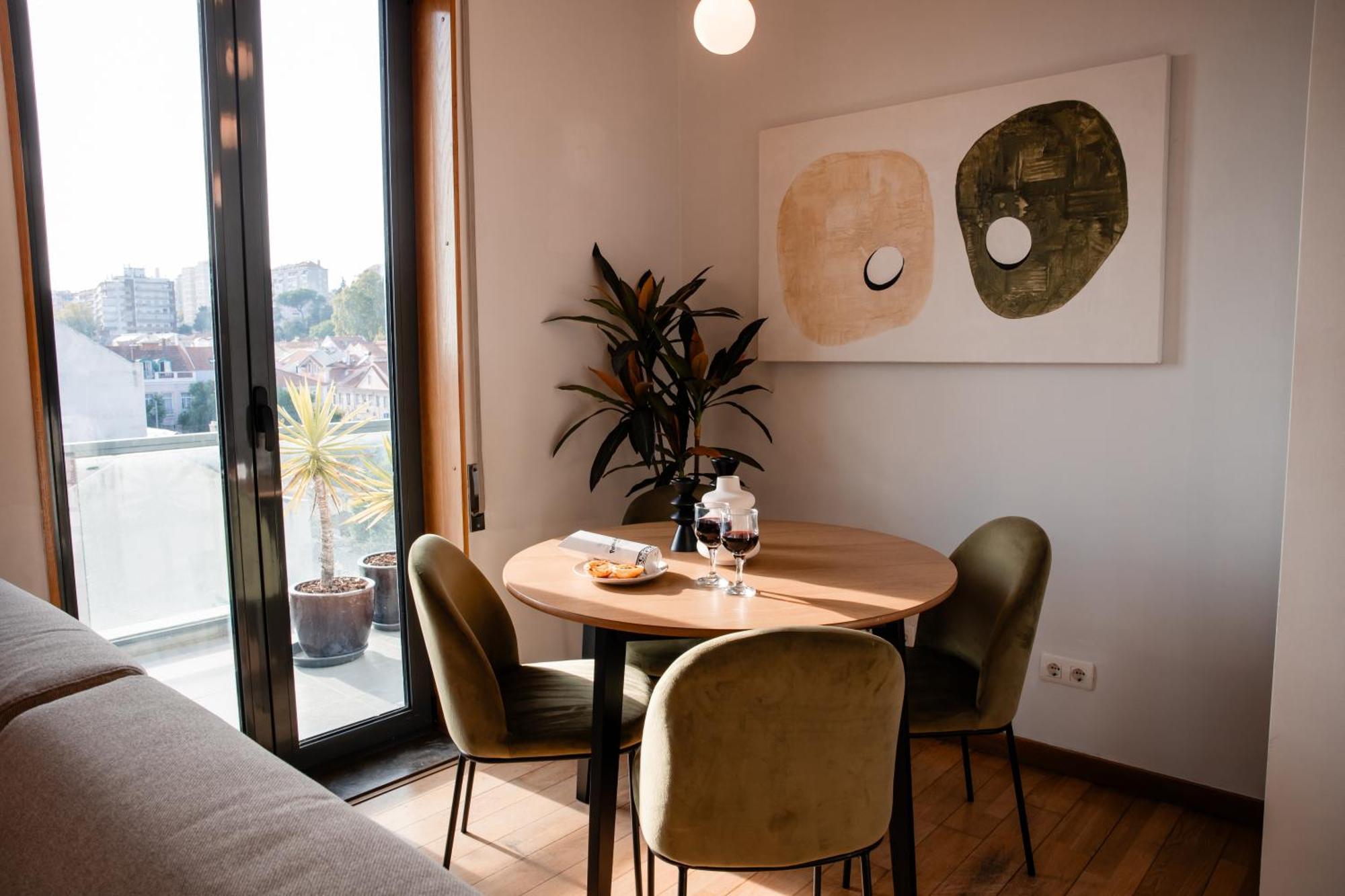 Apartment Premium Flat At Ajuda/belem With Balcony, Parking!