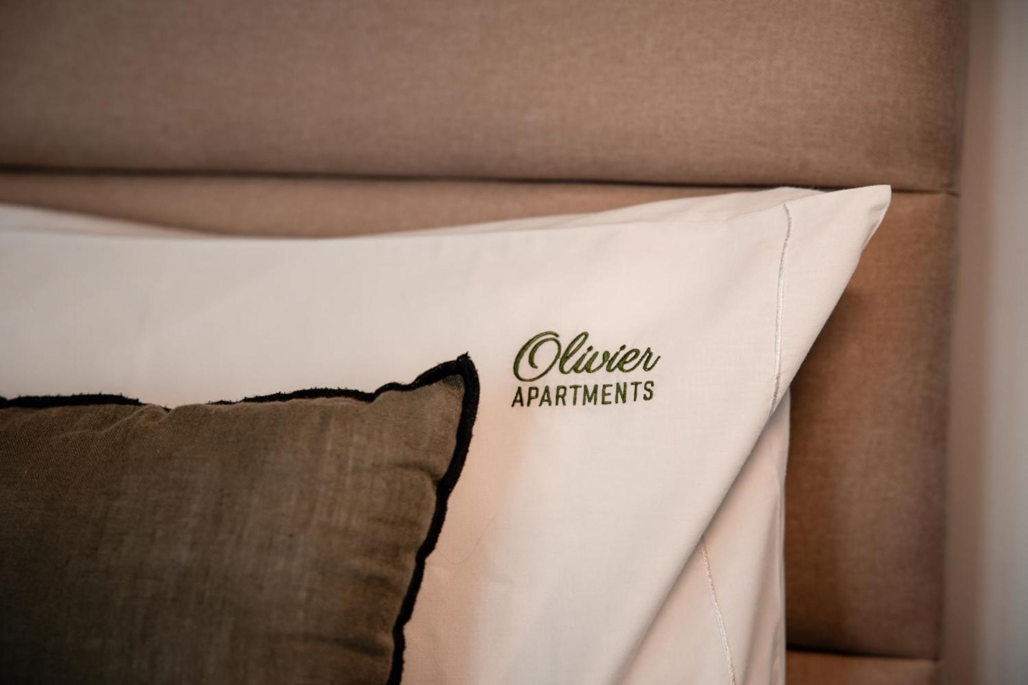 Apartment Premium Flat At Ajuda/belem With Balcony, Parking! Lisbon