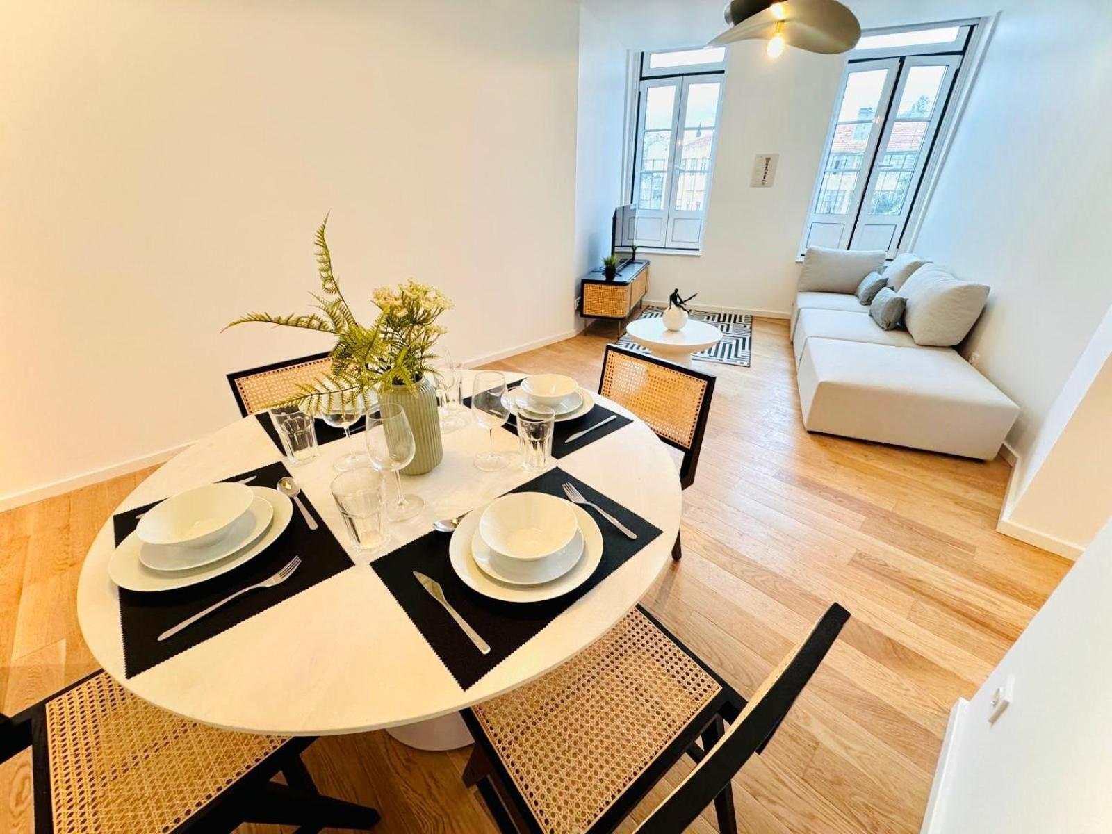 Pink House Ii Beautiful 2 Bedroom Flat In City Center * Lissabon