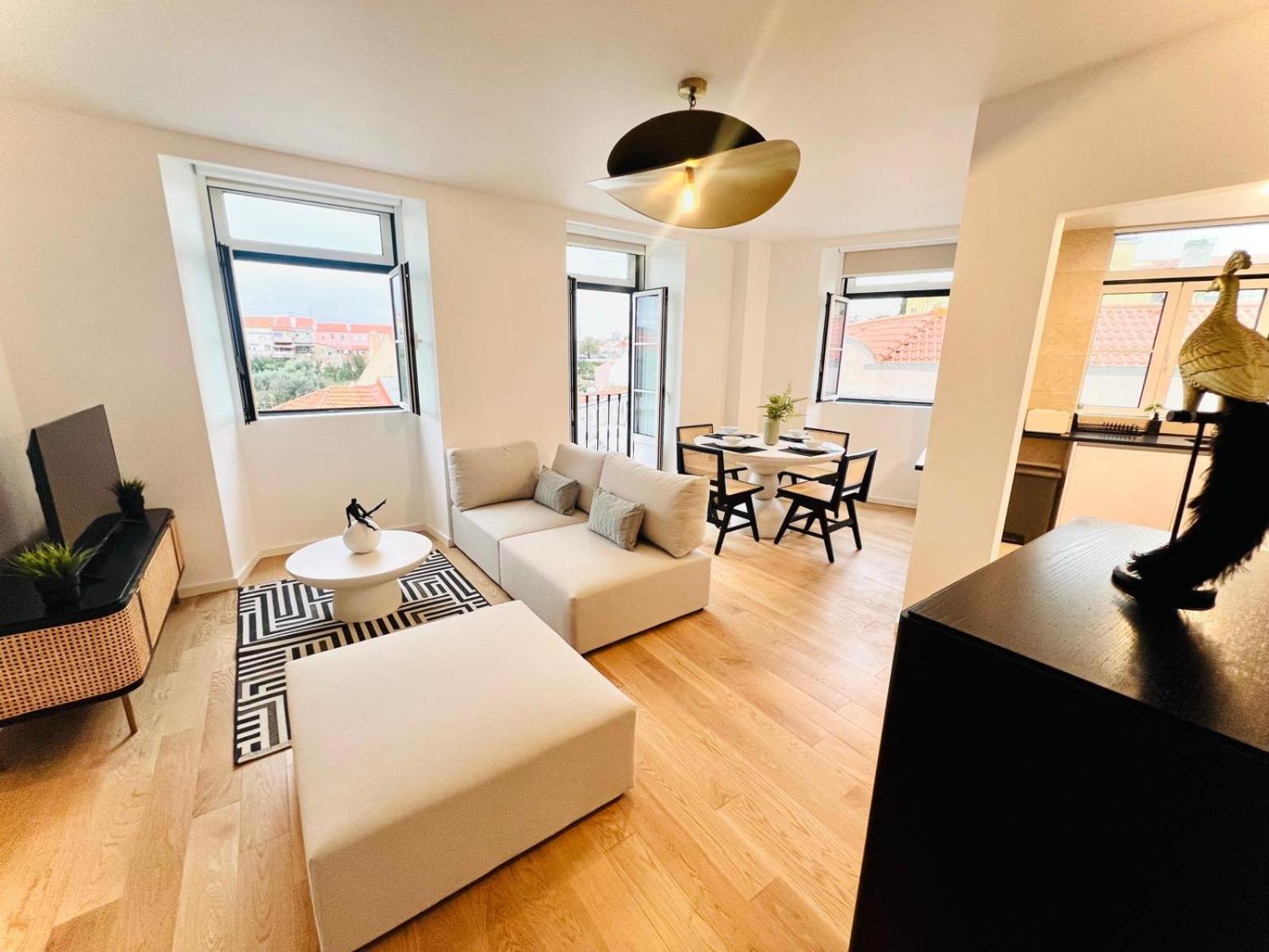 Apartment Pink House Ii Beautiful 2 Bedroom Flat In City Center Lissabon