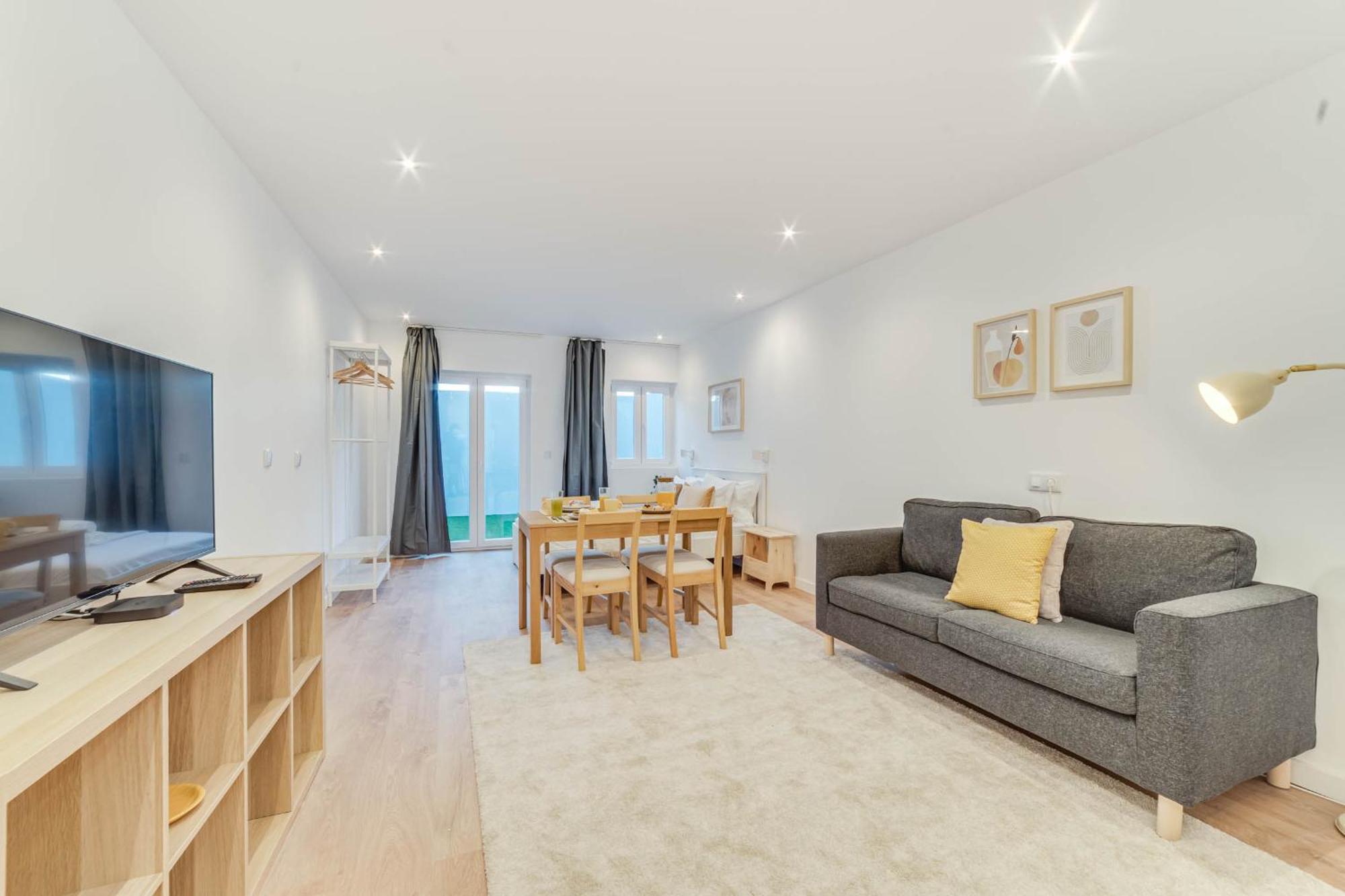Blue Charm - Campolide Appartement