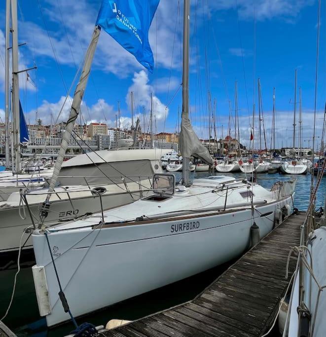 Surfbird Cozy Sailboat Escape * Lisboa