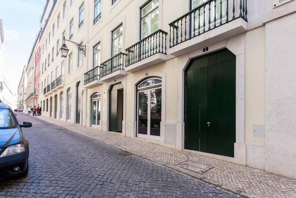 Appartement Crucifixo Duplex With Terrace Lissabon