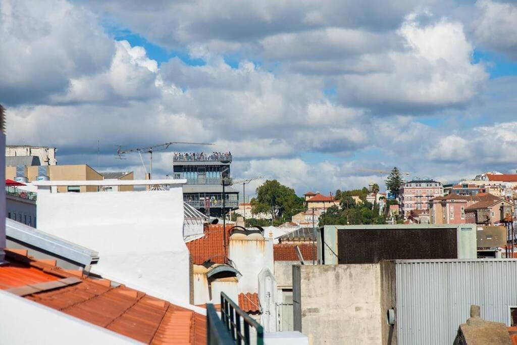 Appartement Crucifixo Duplex With Terrace Lissabon