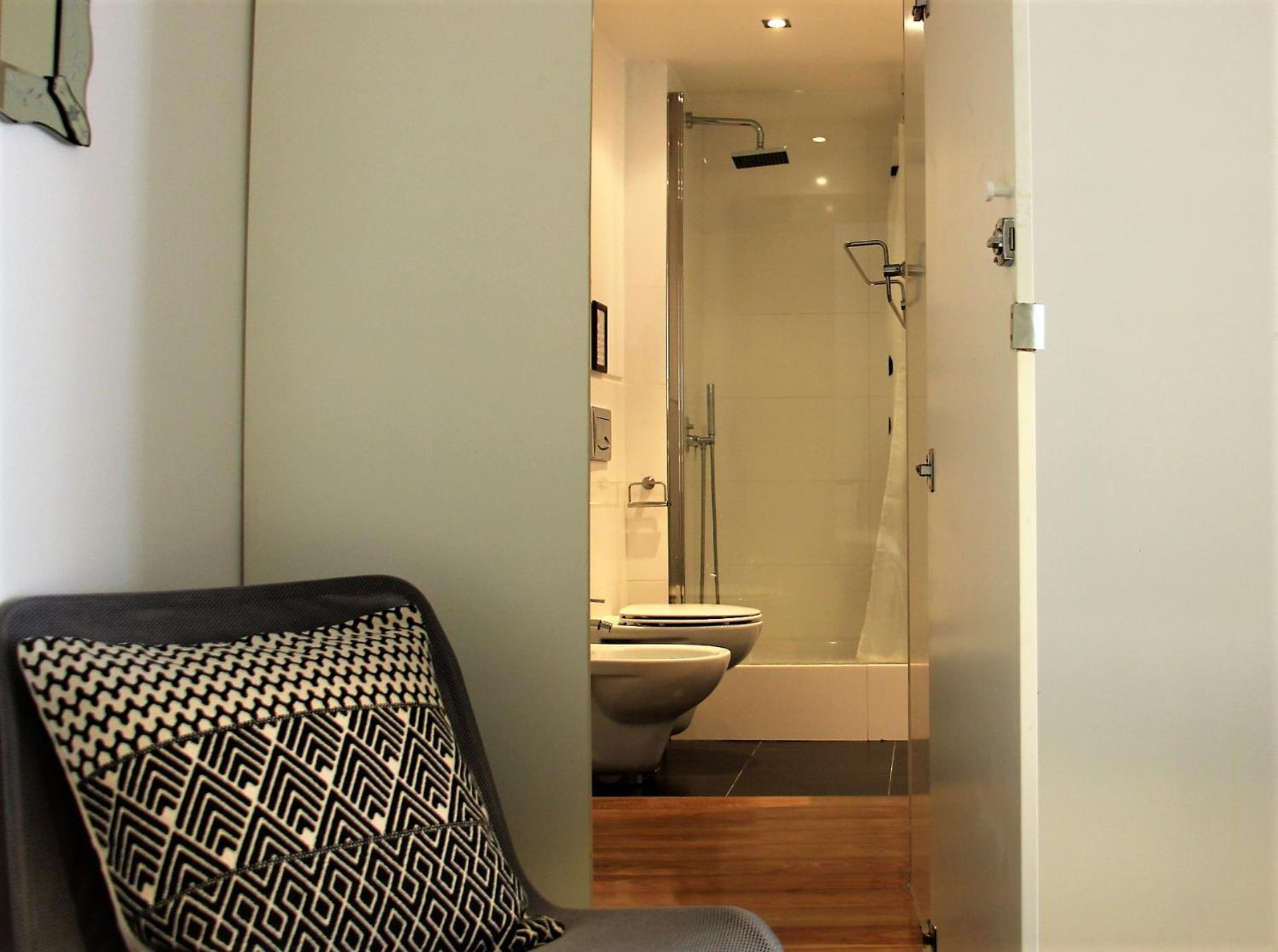 C3 Bairro Alto Cozy Romantic Loft In 18th Century Building *