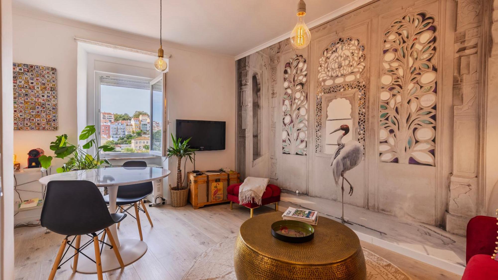 Appartement Sunny Design In Praca Flores By Lovelystay Lissabon
