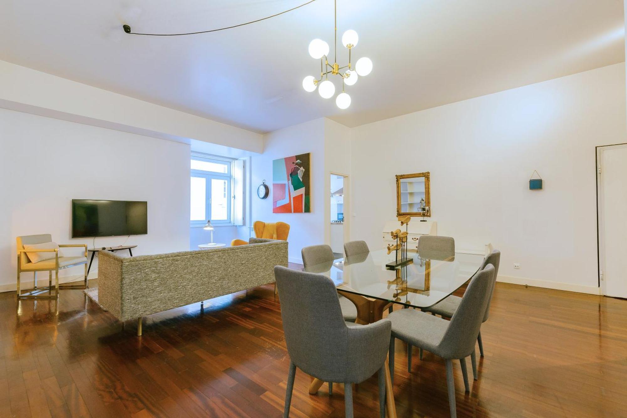 Chiado 2 Bedroom Elegant Appartement