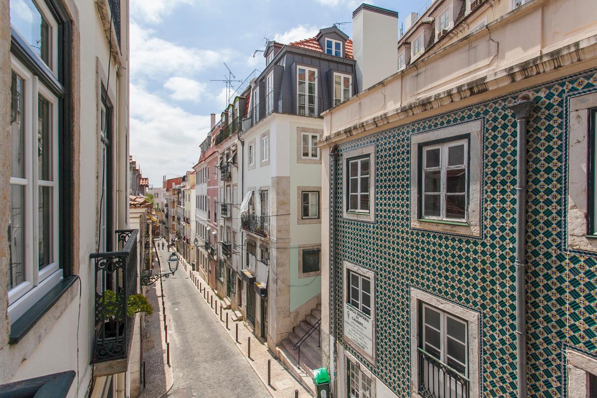 B1 Bairro Alto - Bica Spacious Bright Appartement *