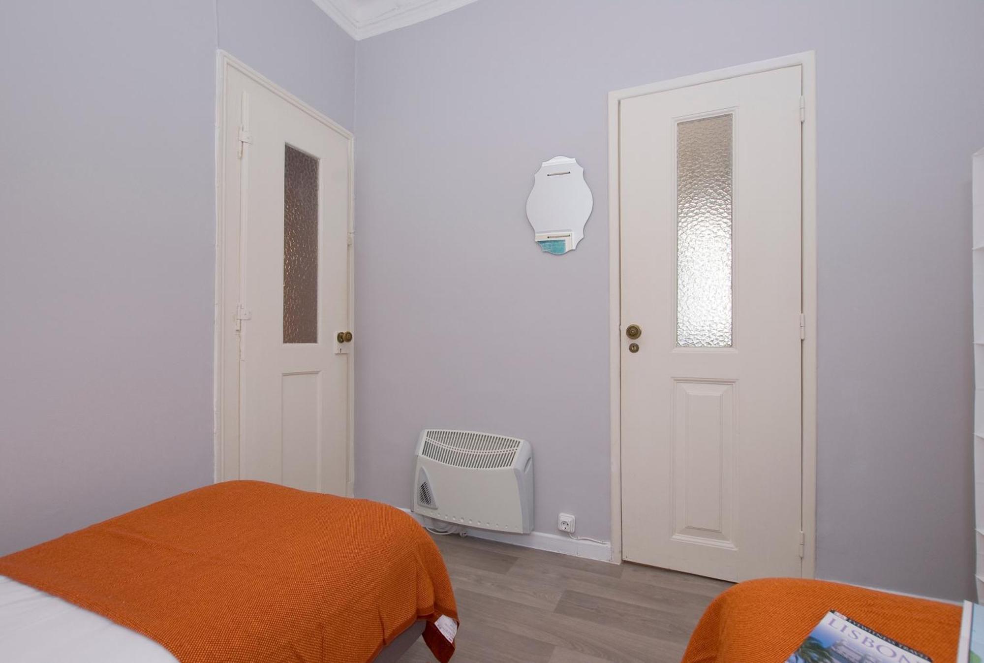 B1 Bairro Alto - Bica Spacious Bright