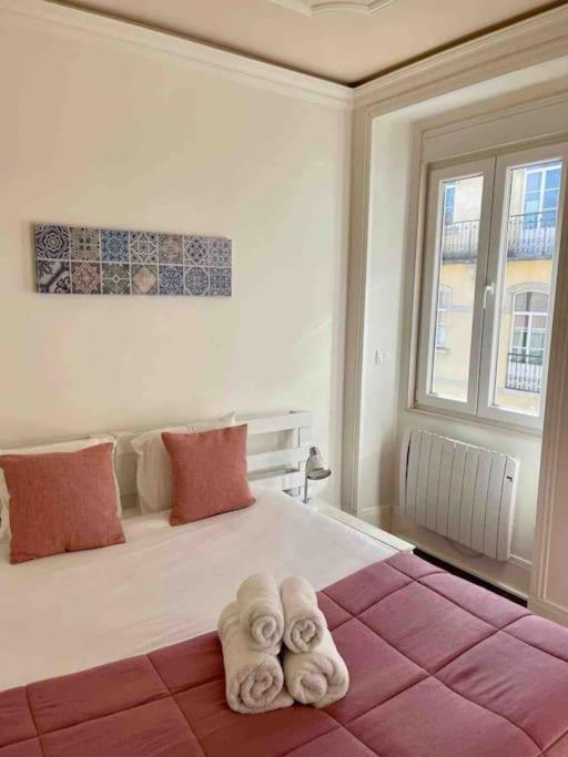2 Bdrms Near Lx Factory Free Parking *