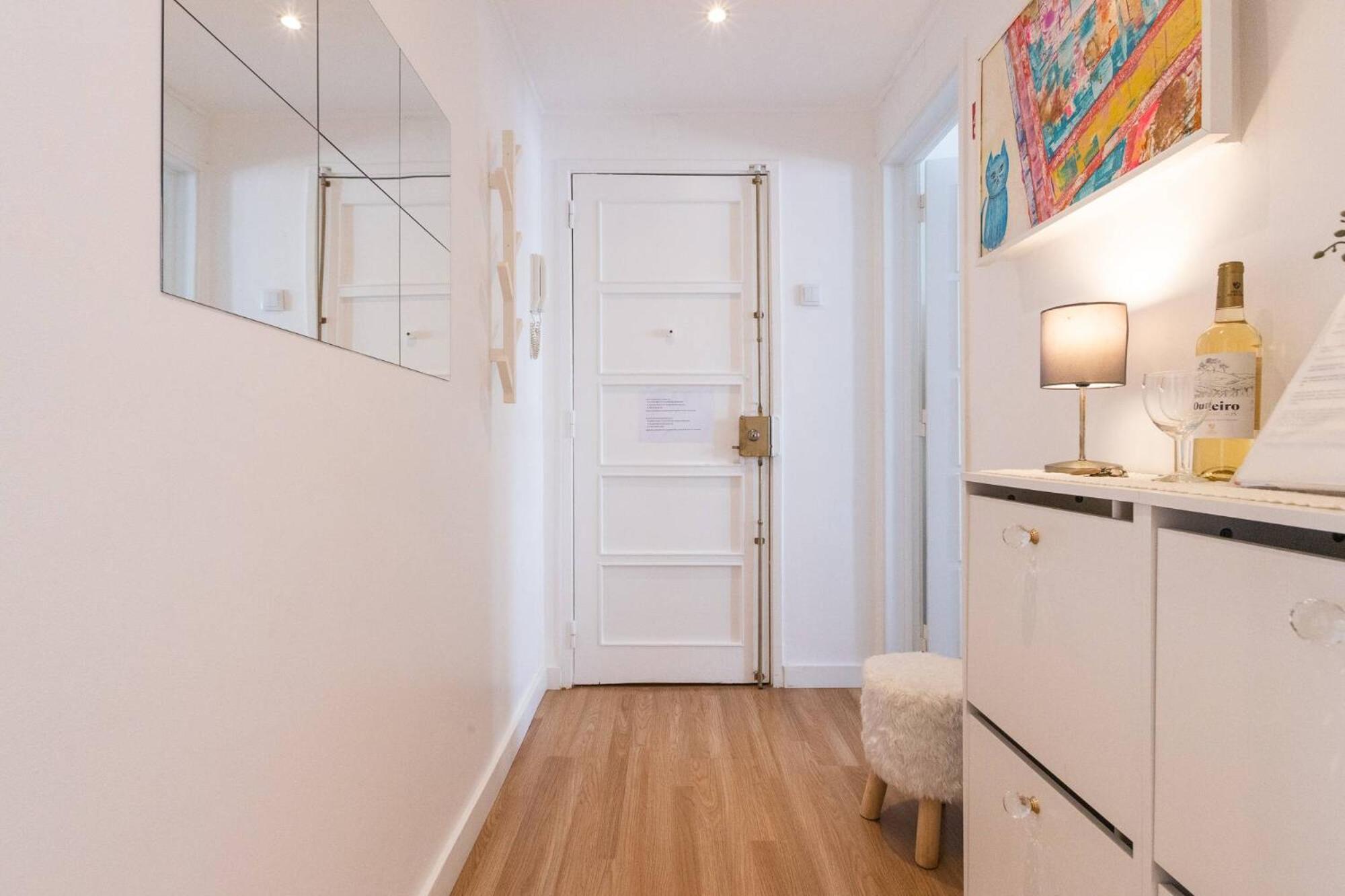 Serene 2-bedroom Flat With Garden View In Benfica Appartement Lisboa