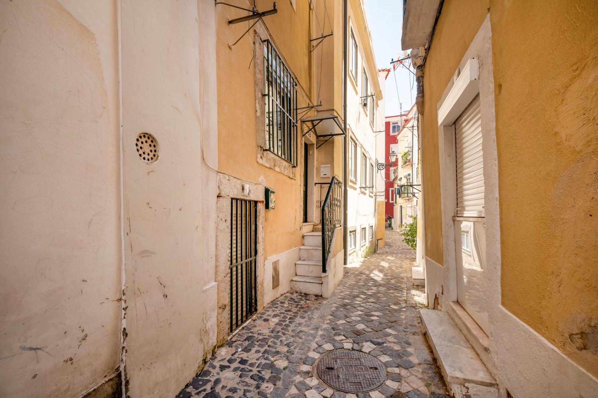 Appartement Cozy Getaway In Alfama By Lovelystay Lisboa