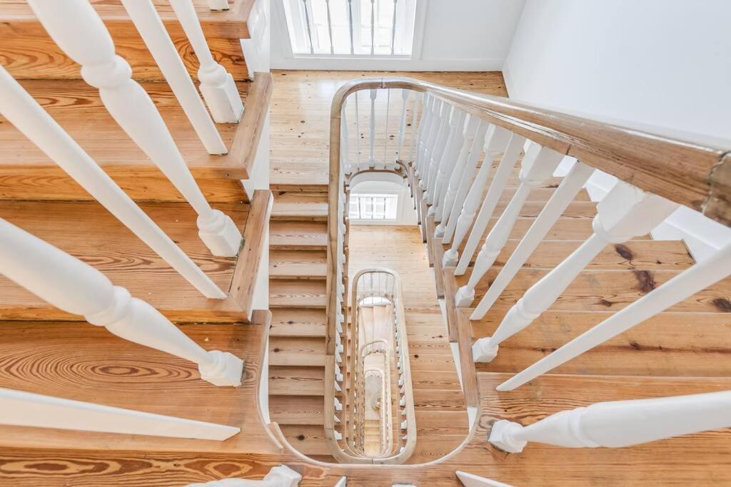 Apartment Made For The Lovers- Urban Charm In Chiado