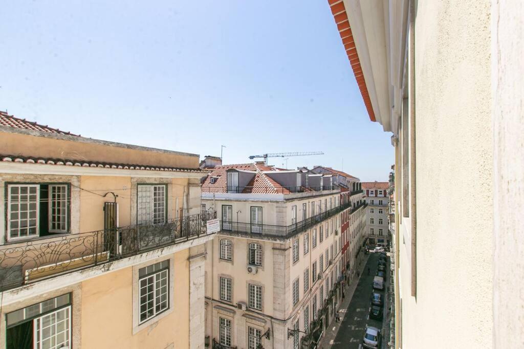 Made For The Lovers- Urban Charm In Chiado Lissabon
