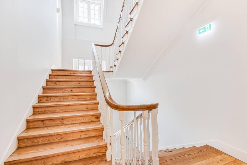 Apartment Made For The Lovers- Urban Charm In Chiado *