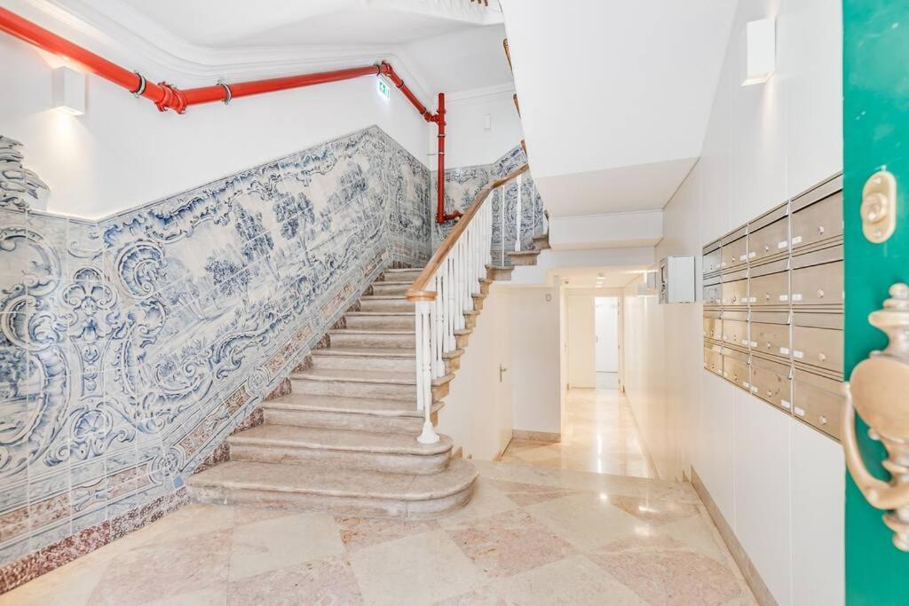 Made For The Lovers- Urban Charm In Chiado Apartment Lissabon
