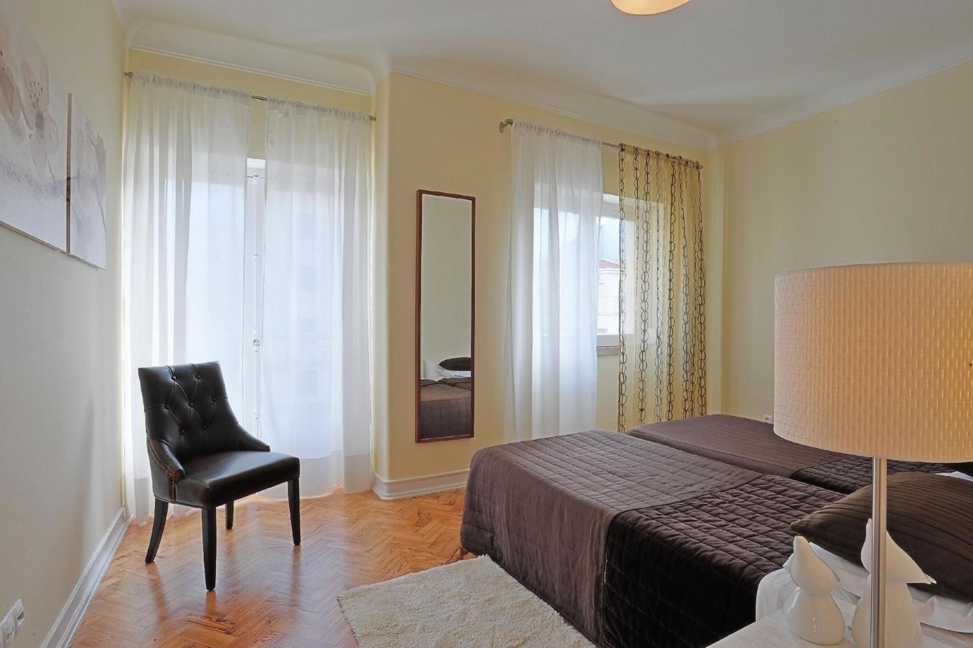 Appartement Studio Fuer 11 Personen Und 1 Kind In Lissabon, Regio De Costa De - B58323